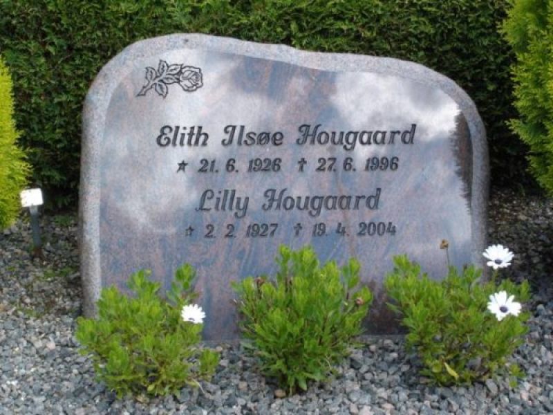 Lilly Hougaard.jpg